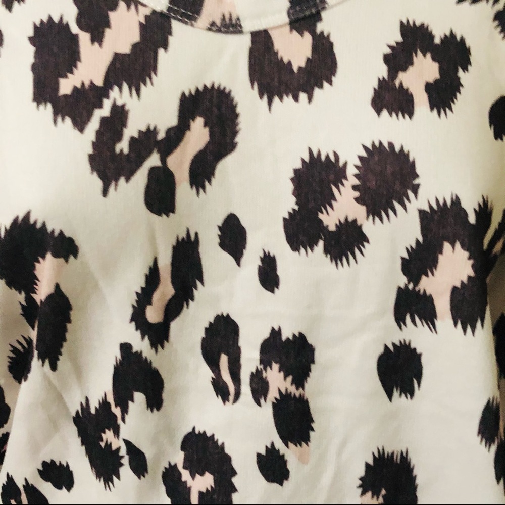 Leopard print loungewear w/ pockets Closet Clean Out Donating next Week - Picture 5 of 7